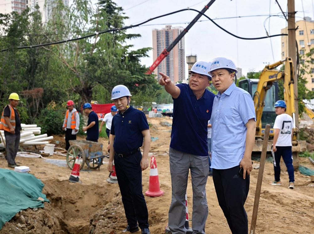 平博官方网站-平博pingbo（中国）,副总经理张岩到郑州建投通讯管线有限公司开展安全生产检查
